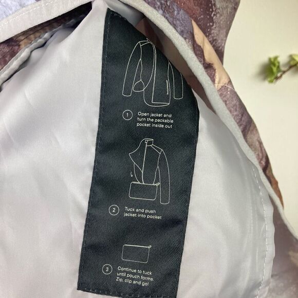 ALL IN MOTION jacket | packable camo windbreaker | small mens - Picture 11 of 12